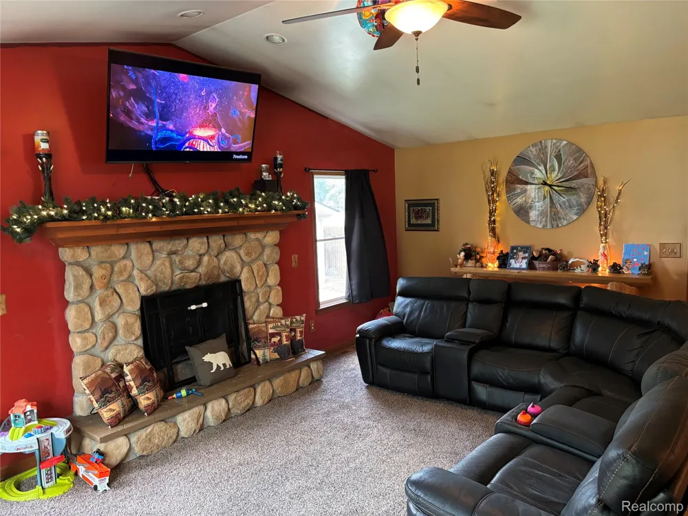 21601 Holly Street Clinton Charter Township, MI 48035