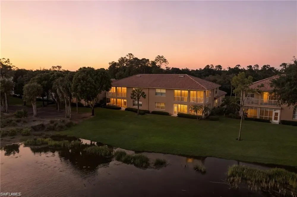 3904 Forest Glen Boulevard #7-101 Naples, FL 34114
