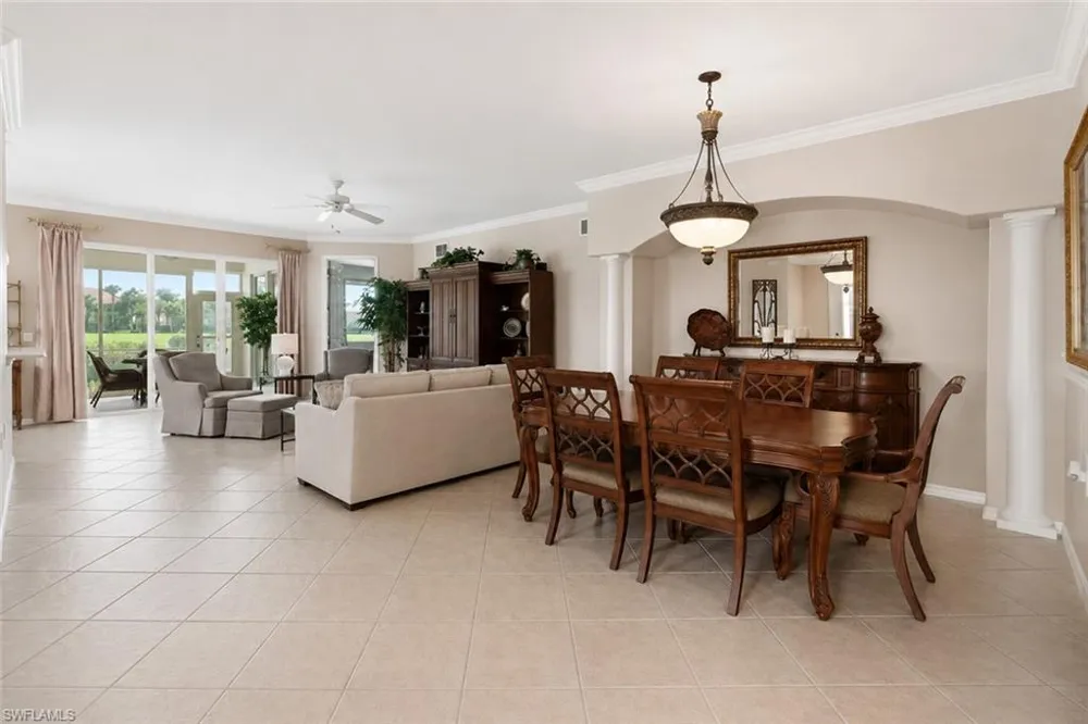 3904 Forest Glen Boulevard #7-101 Naples, FL 34114