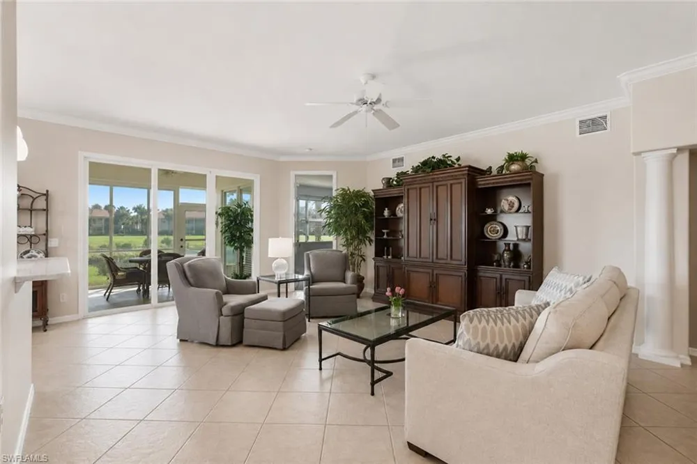 3904 Forest Glen Boulevard #7-101 Naples, FL 34114