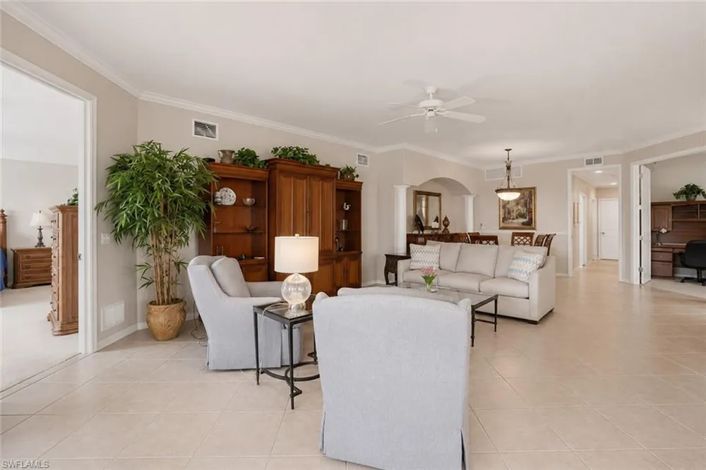 3904 Forest Glen Boulevard #7-101 Naples, FL 34114