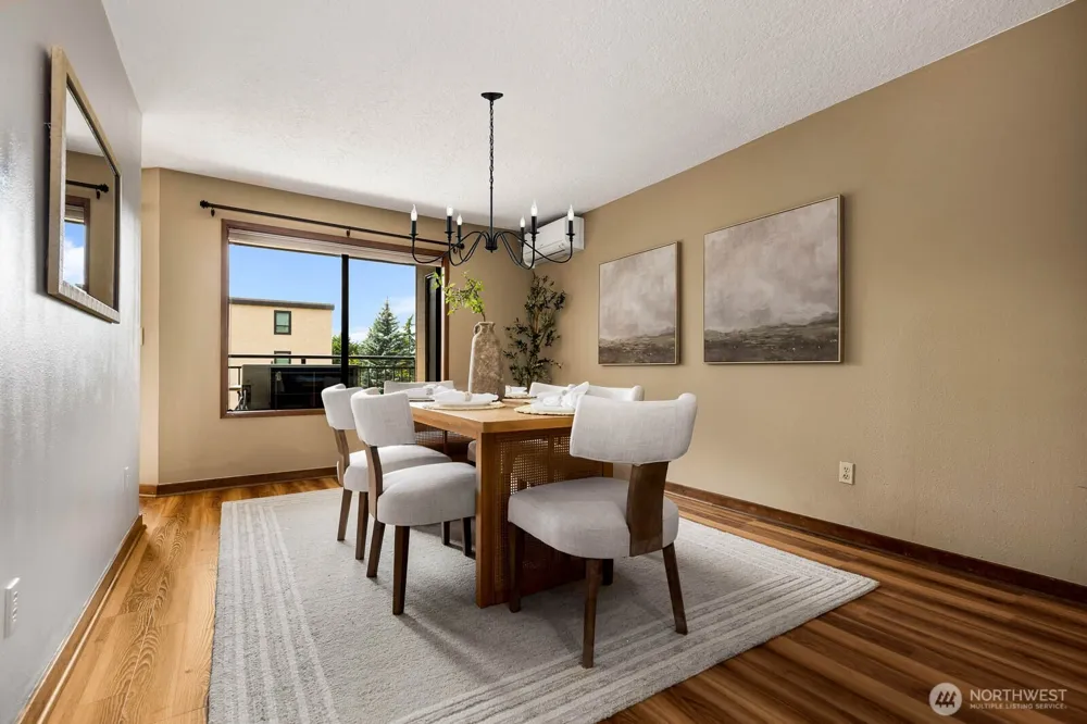 1070 5th Avenue S #207 Edmonds, WA 98020