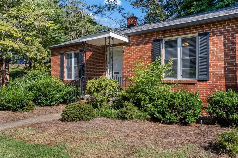 710 Avalon Road Winston-Salem, NC 27104