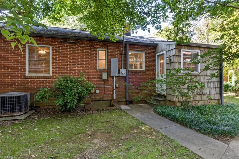 710 Avalon Road Winston-Salem, NC 27104