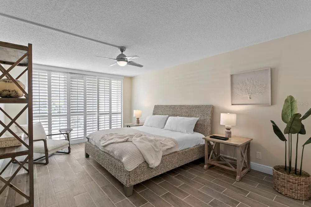100 OAKMONT #105 Belleair, FL 33756