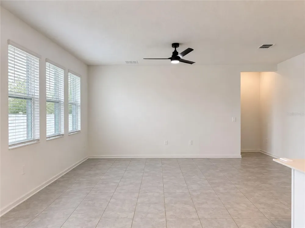 348 HEROIC ROAD Davenport, FL 33837