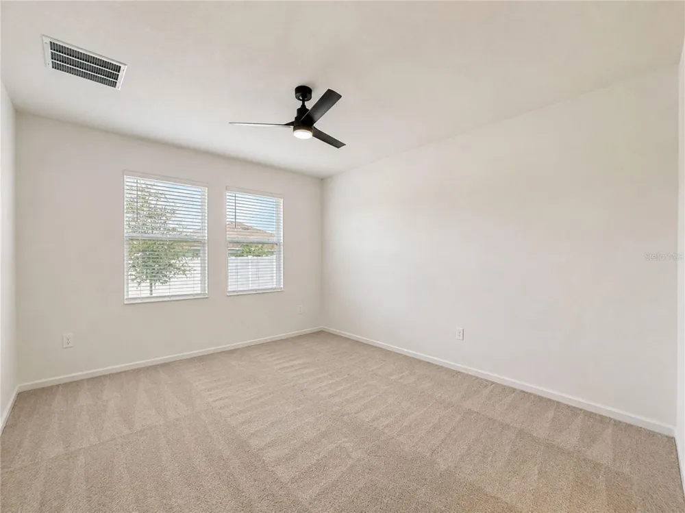 348 HEROIC ROAD Davenport, FL 33837