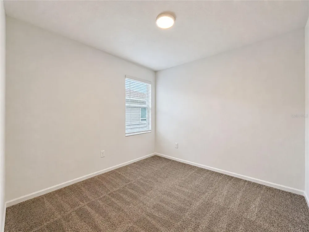 348 HEROIC ROAD Davenport, FL 33837