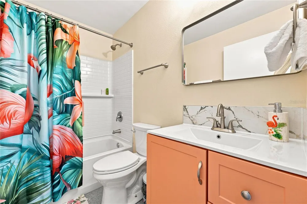 2060 6TH STREET Sarasota, FL 34237