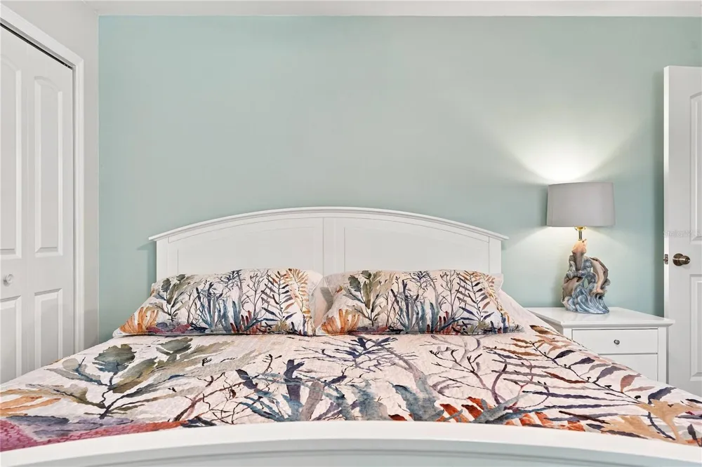 2060 6TH STREET Sarasota, FL 34237