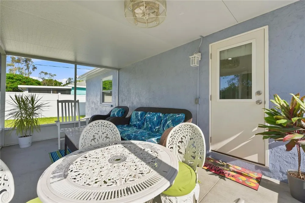 2060 6TH STREET Sarasota, FL 34237