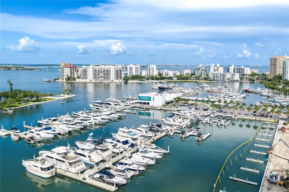 2060 6TH STREET Sarasota, FL 34237