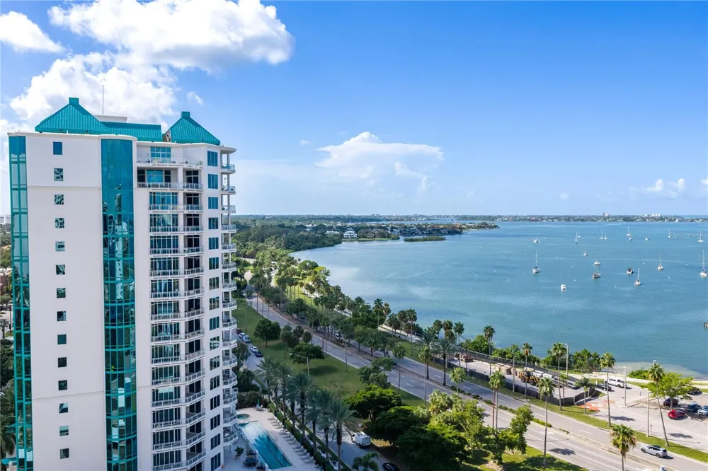 2060 6TH STREET Sarasota, FL 34237