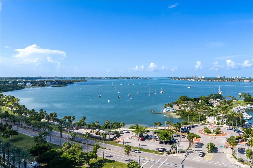 2060 6TH STREET Sarasota, FL 34237