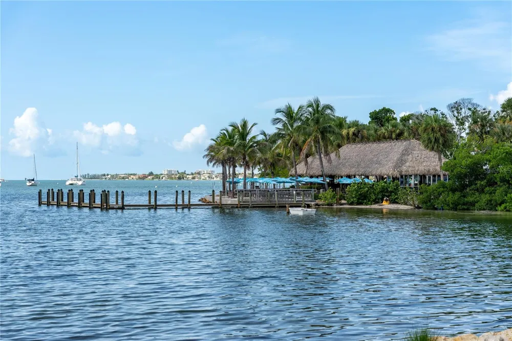 2060 6TH STREET Sarasota, FL 34237