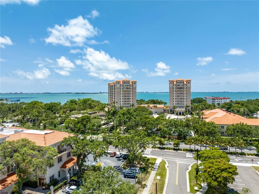 2060 6TH STREET Sarasota, FL 34237