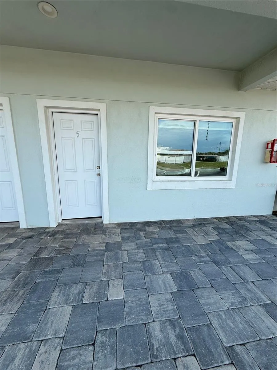 1896 OCEAN SHORE BOULEVARD #5 Ormond Beach, FL 32176