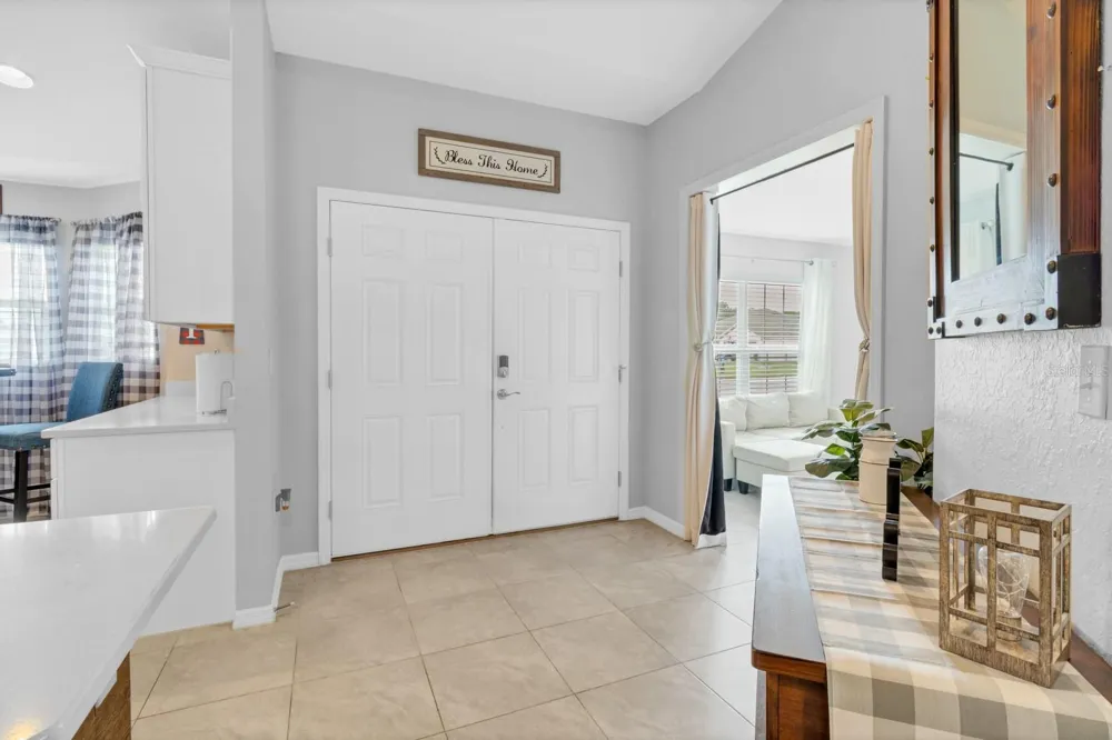 1083 SNIVELY CIRCLE Lake Hamilton, FL 33851