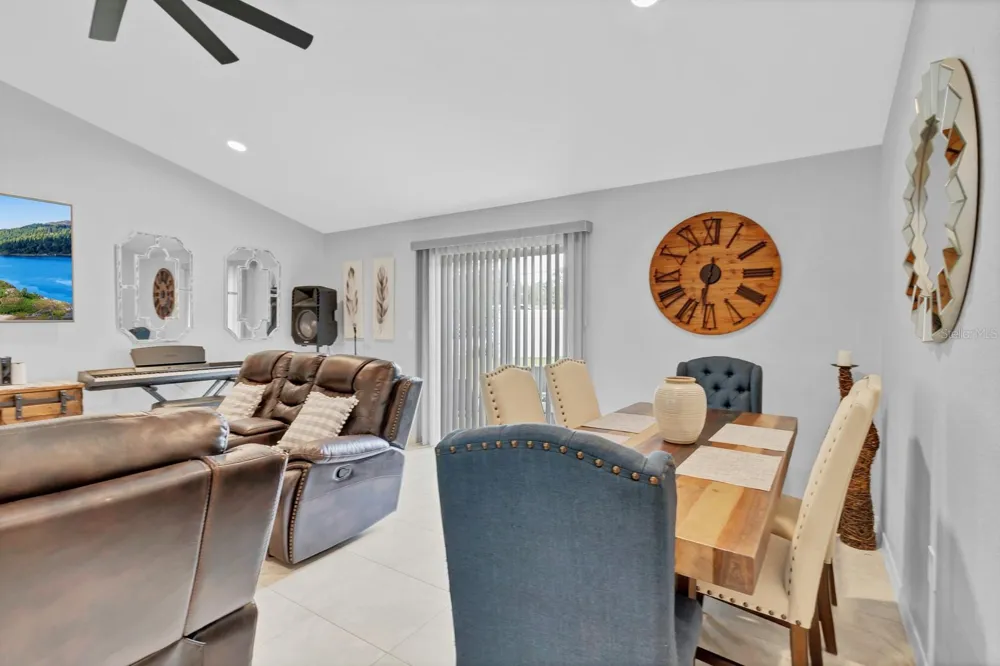 1083 SNIVELY CIRCLE Lake Hamilton, FL 33851