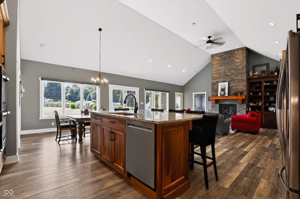 6767 State Road 144 Greenwood, IN 46143