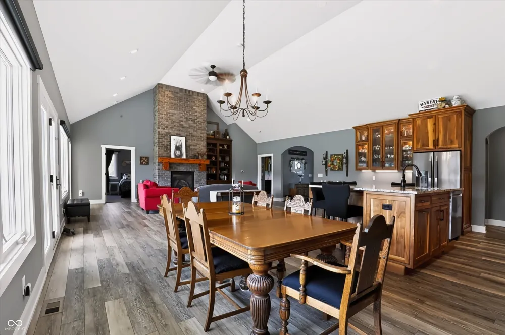 6767 State Road 144 Greenwood, IN 46143