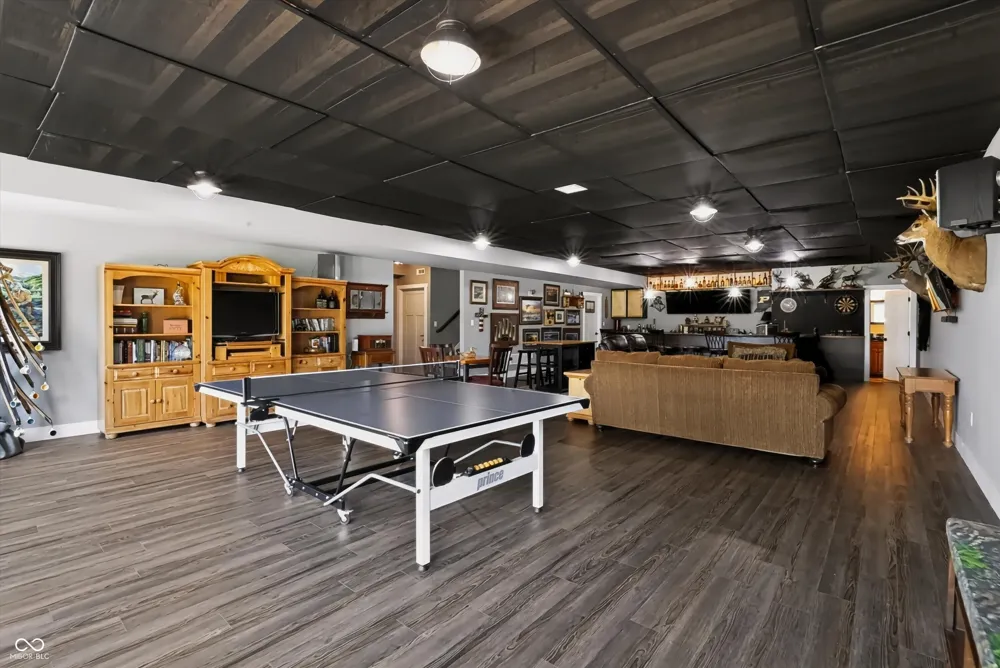 6767 State Road 144 Greenwood, IN 46143
