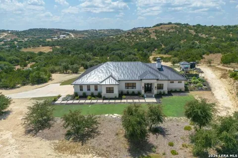 305 Big Sky Ct