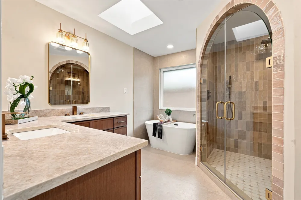 16239 Shadybank Drive Dallas, TX 75248