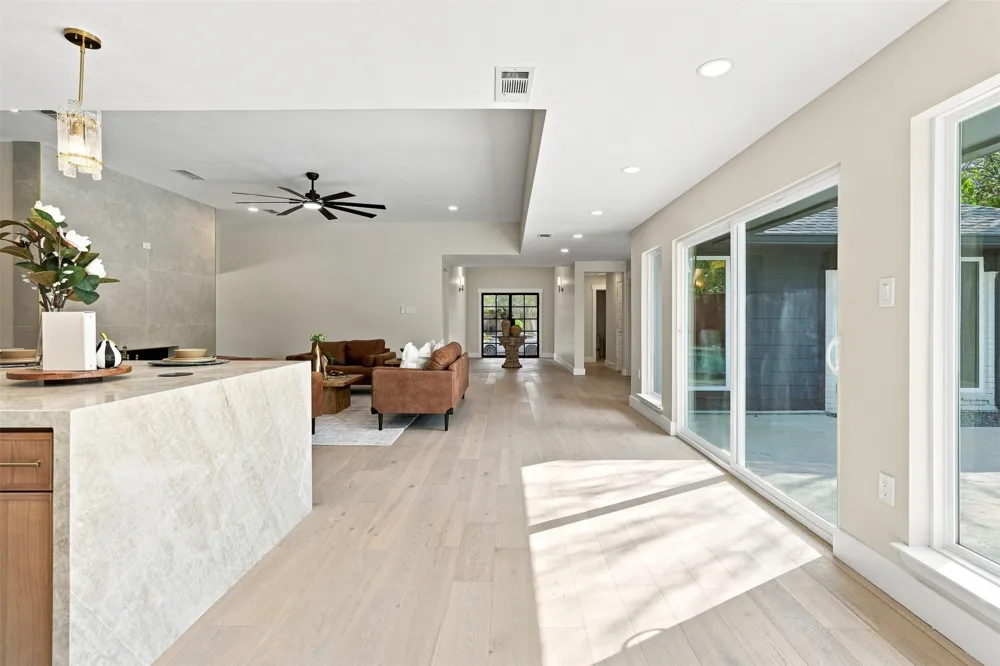 16239 Shadybank Drive Dallas, TX 75248