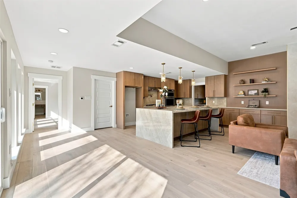 16239 Shadybank Drive Dallas, TX 75248