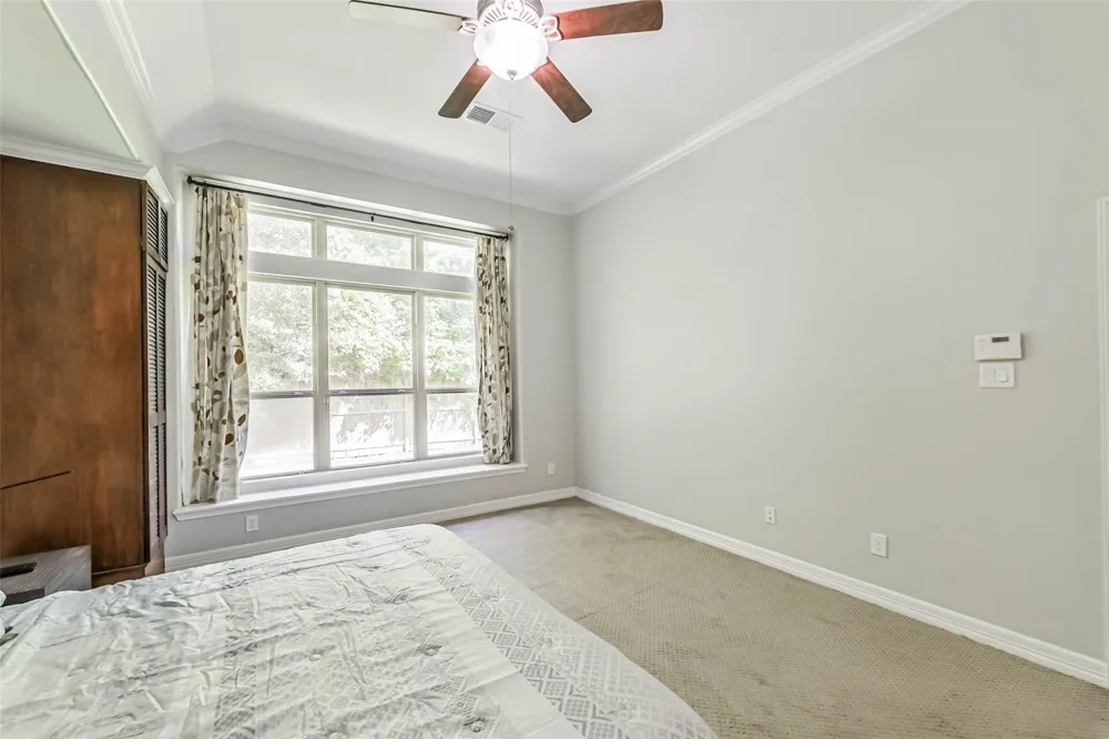 170 Hearthshire Circle The Woodlands, TX 77354