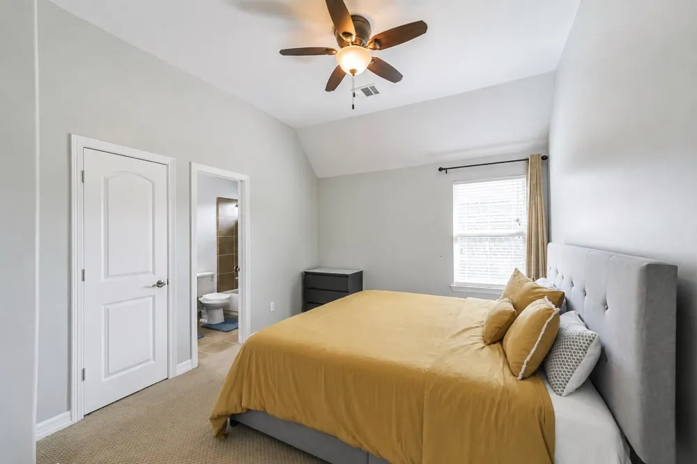 170 Hearthshire Circle The Woodlands, TX 77354