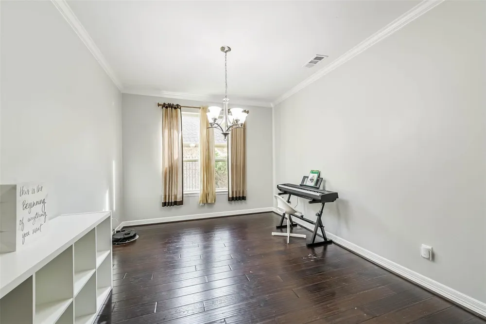 170 Hearthshire Circle The Woodlands, TX 77354