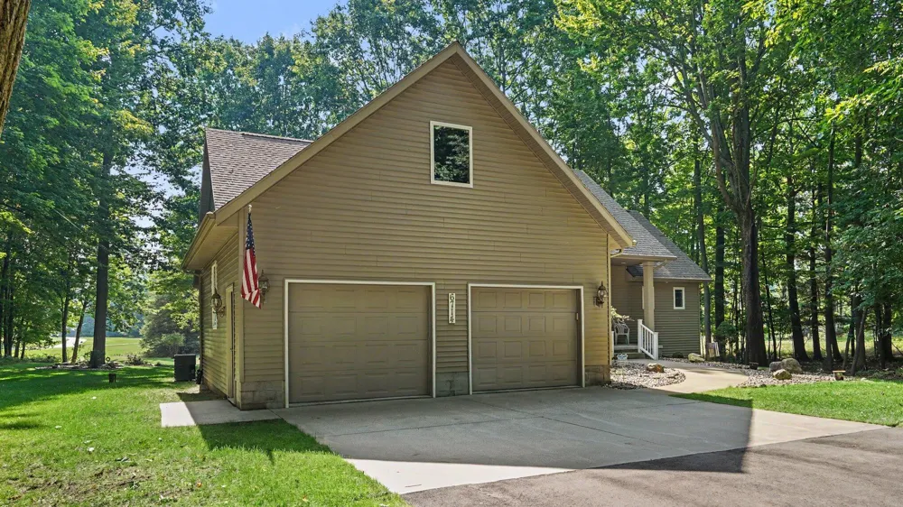 6714 Beechnut Court #204 Stanwood, MI 49346