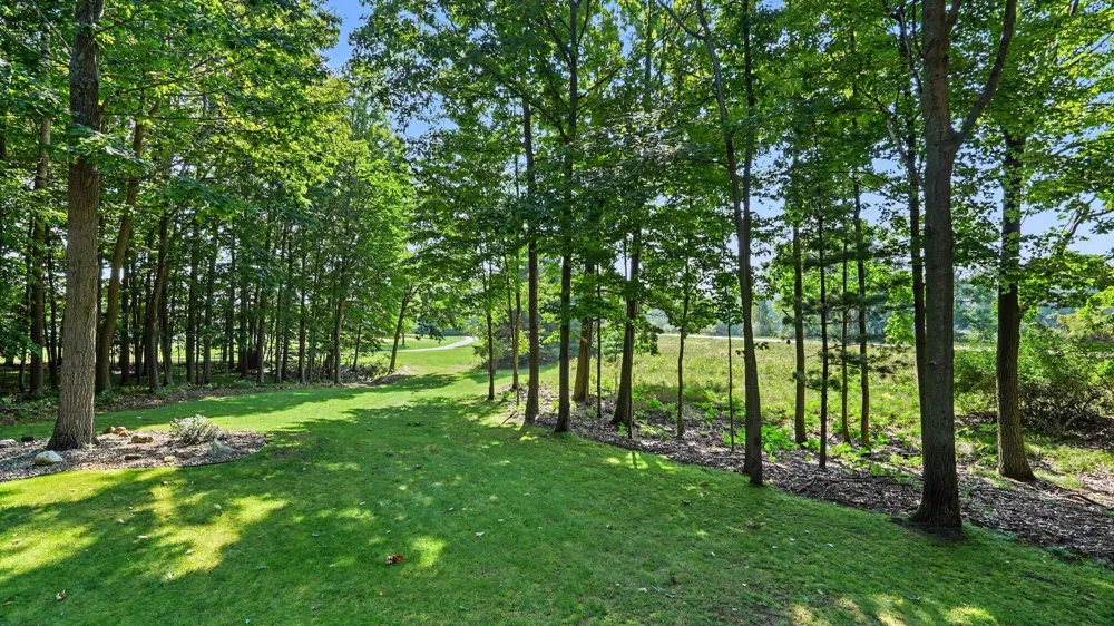 6714 Beechnut Court #204 Stanwood, MI 49346