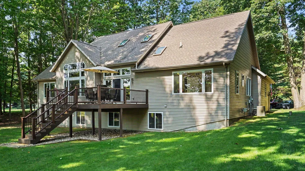 6714 Beechnut Court #204 Stanwood, MI 49346