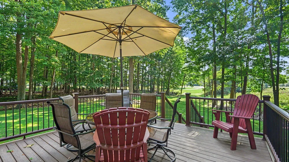 6714 Beechnut Court #204 Stanwood, MI 49346