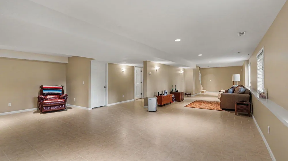 6714 Beechnut Court #204 Stanwood, MI 49346