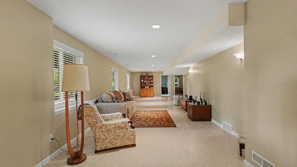 6714 Beechnut Court #204 Stanwood, MI 49346
