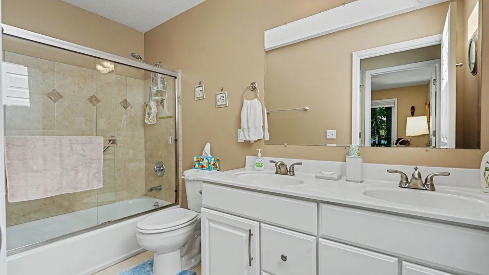 6714 Beechnut Court #204 Stanwood, MI 49346