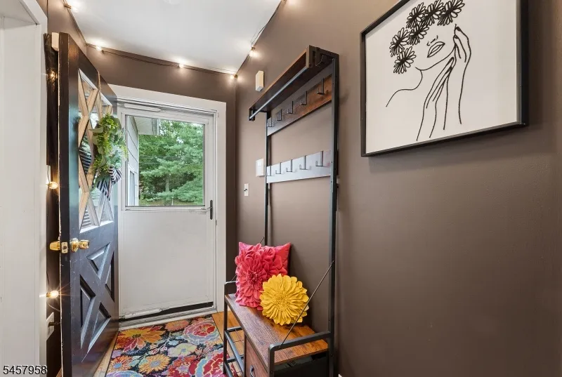769 Chimney Rock Rd Bridgewater, NJ 08836