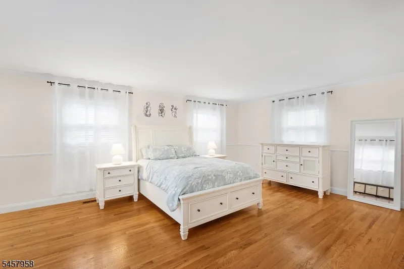 769 Chimney Rock Rd Bridgewater, NJ 08836