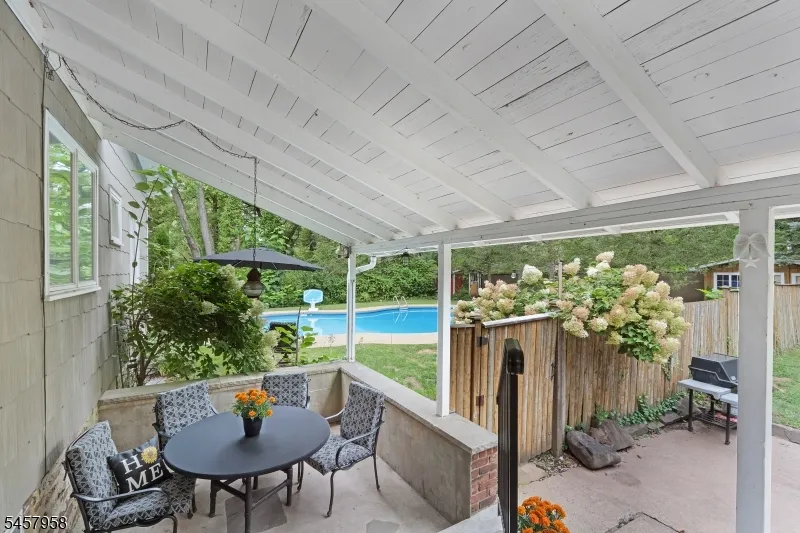 769 Chimney Rock Rd Bridgewater, NJ 08836