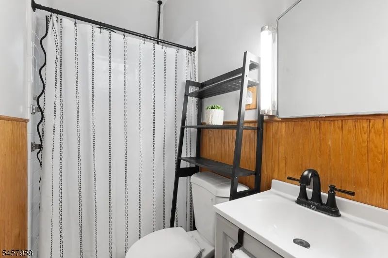 769 Chimney Rock Rd Bridgewater, NJ 08836