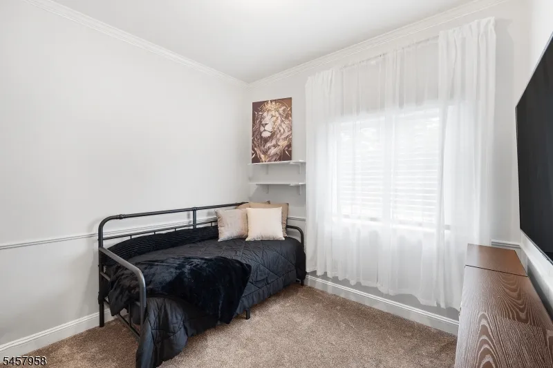 769 Chimney Rock Rd Bridgewater, NJ 08836