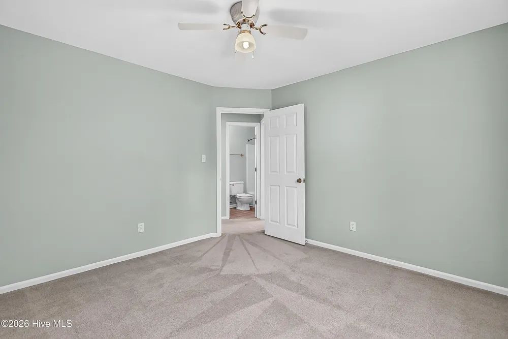 219 Audubon Drive Jacksonville, NC 28546