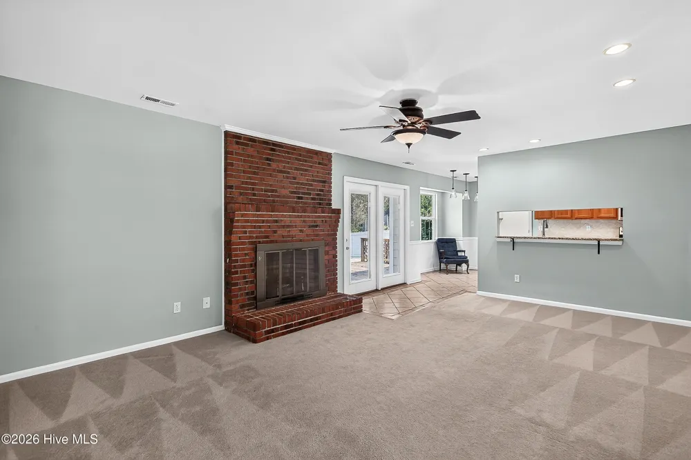 219 Audubon Drive Jacksonville, NC 28546