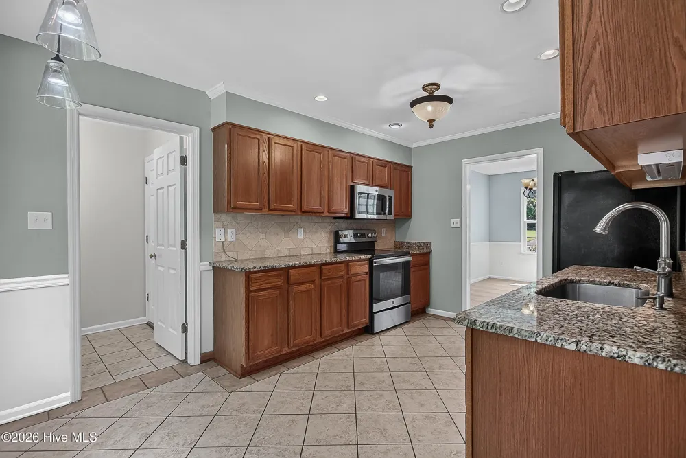 219 Audubon Drive Jacksonville, NC 28546