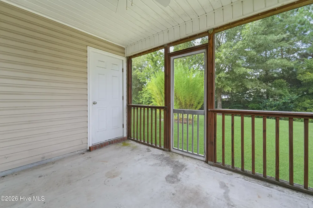 308 Caldwell Loop Jacksonville, NC 28546