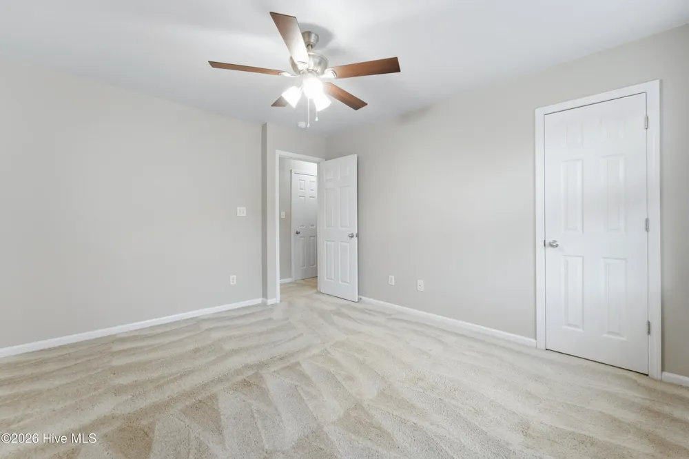 308 Caldwell Loop Jacksonville, NC 28546